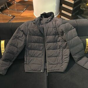 Men’s Gucci Light Down Jacket Size 48